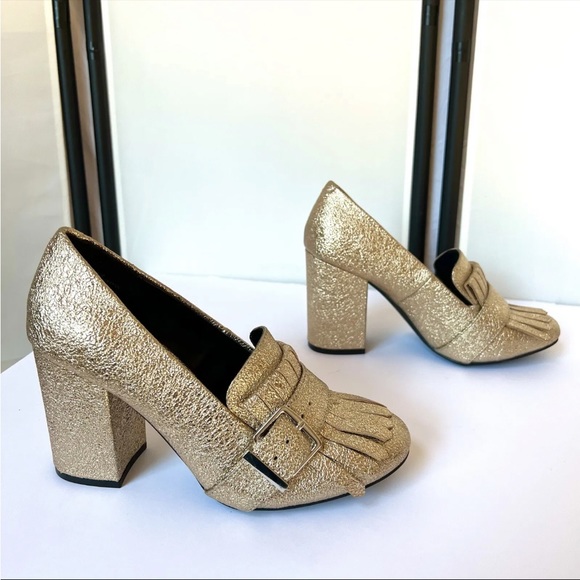 Kenneth Kole Reaction Gold Wedge Loafer. 50 items just went below $20 - Picture 4 of 5